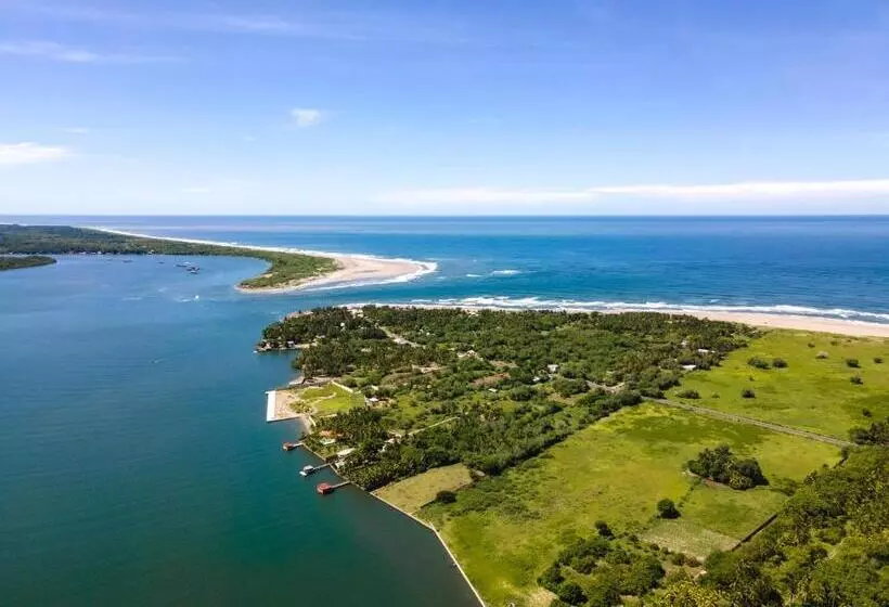 هتل Bahia Del Sol