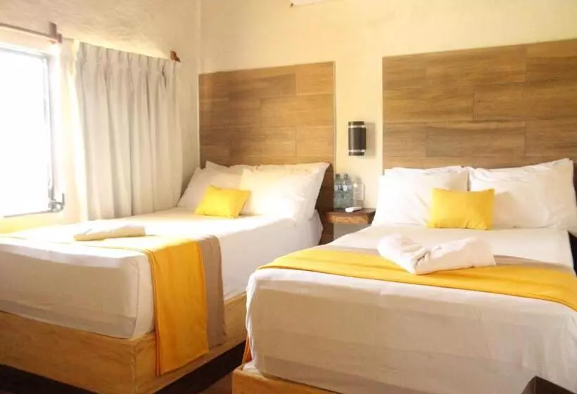 هتل Bahia Del Sol