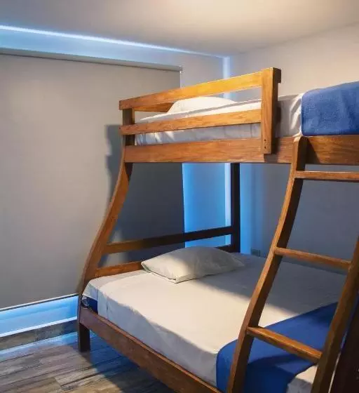 هتل Bahia Del Sol