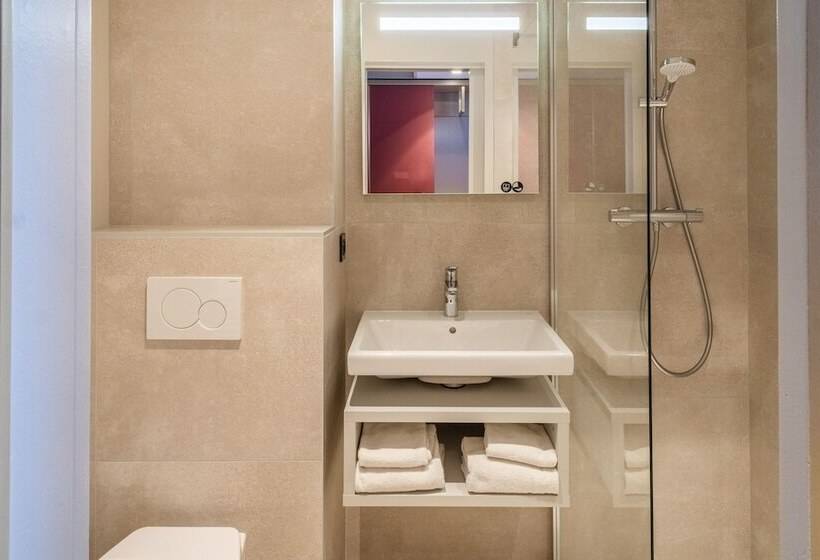 Brit Hotel Nantes La Beaujoire Parc Expo