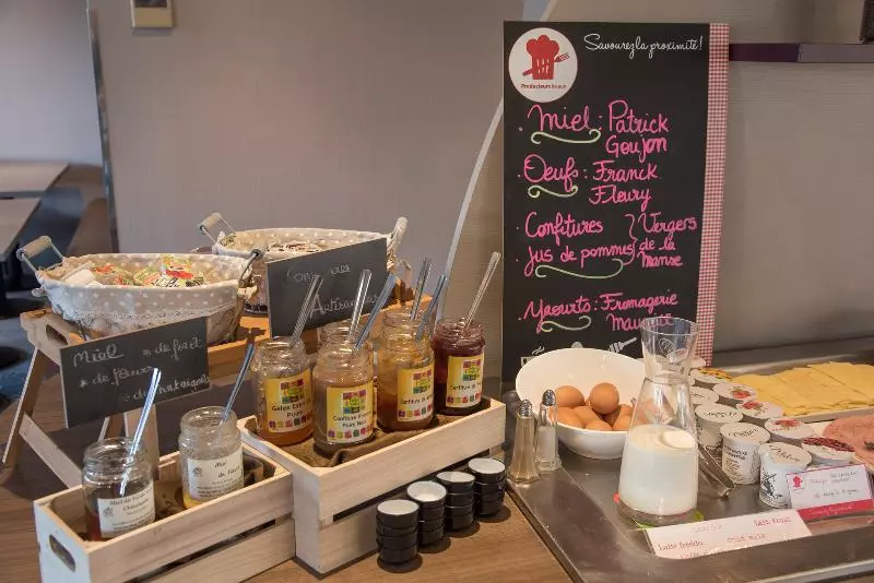 Brit Hotel Tours Sud – Le Cheops