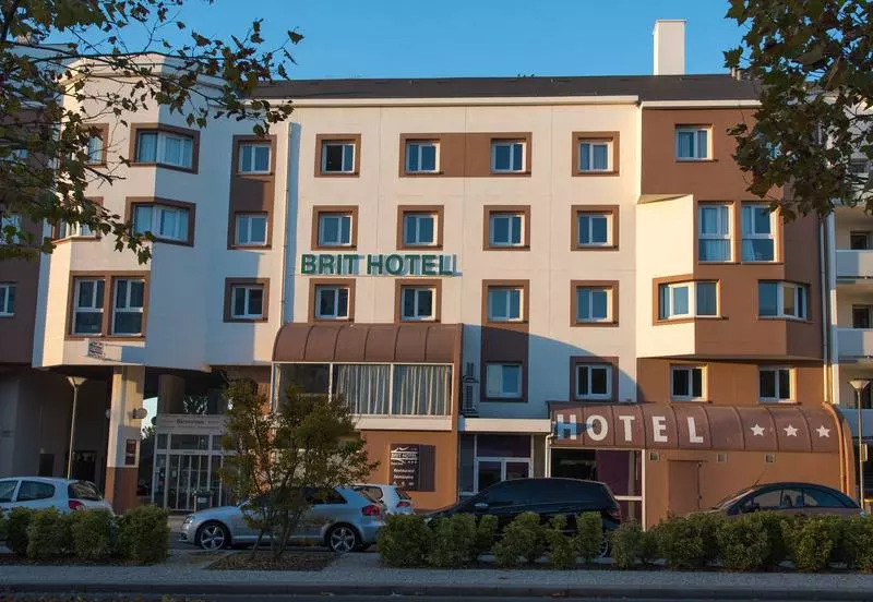 Brit Hotel Tours Sud – Le Cheops