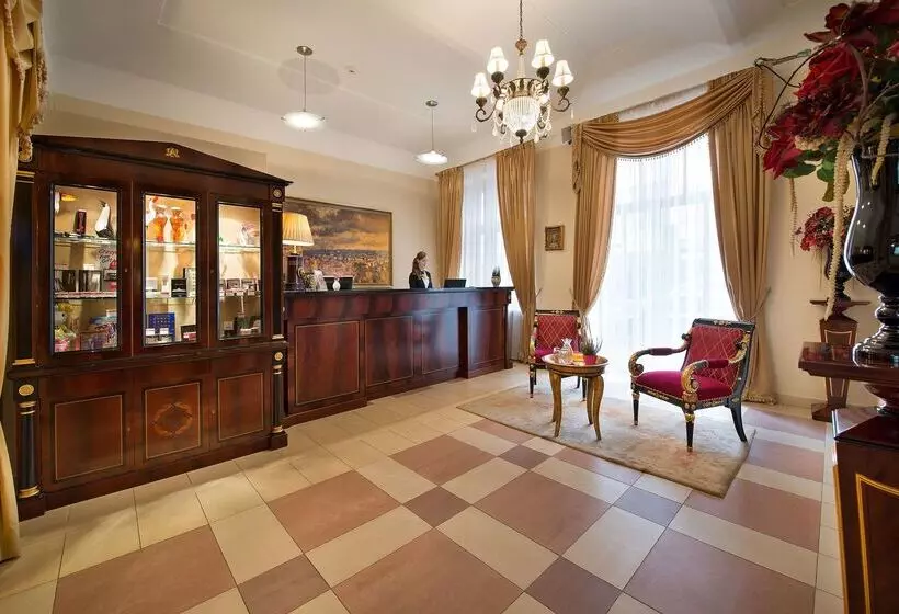 هتل Ea Embassy Prague