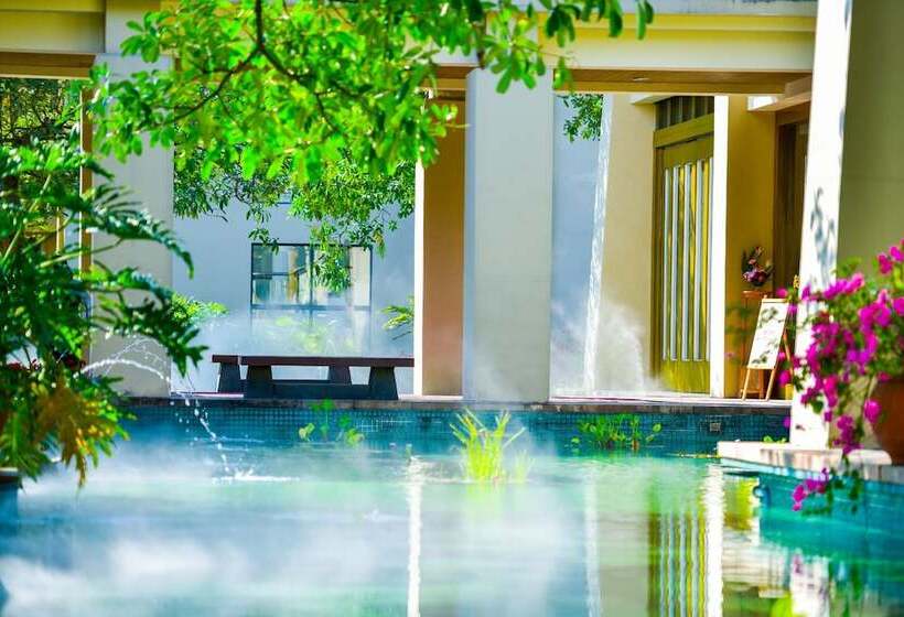 בית מלון כפרי Pattra Resort