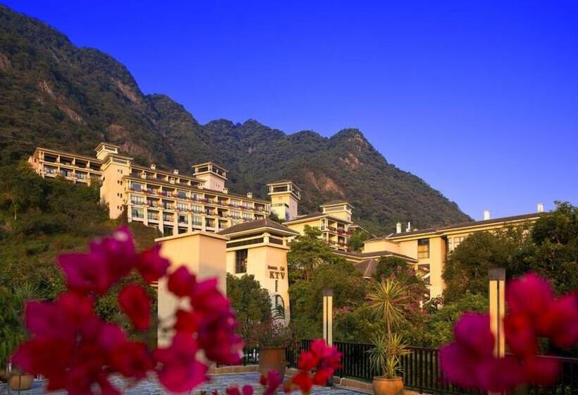 בית מלון כפרי Pattra Resort