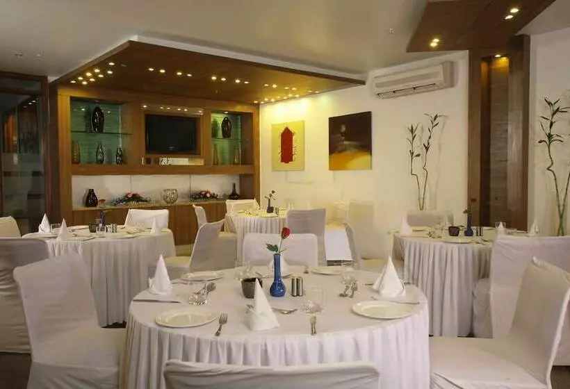 酒店 Jüsta Panchsheel Park