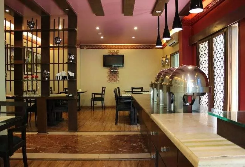 酒店 Jüsta Panchsheel Park