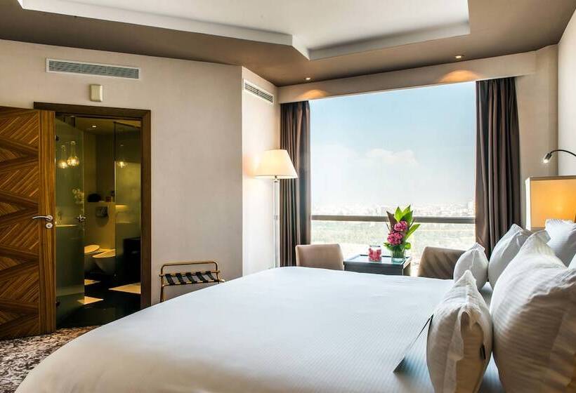 فندق Kenzi Tower