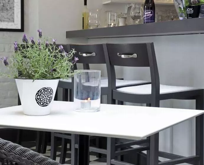 هتل Made In Louise