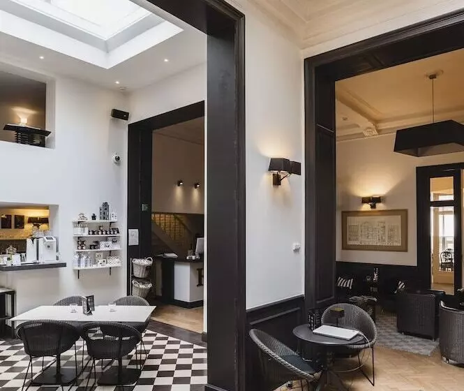 هتل Made In Louise