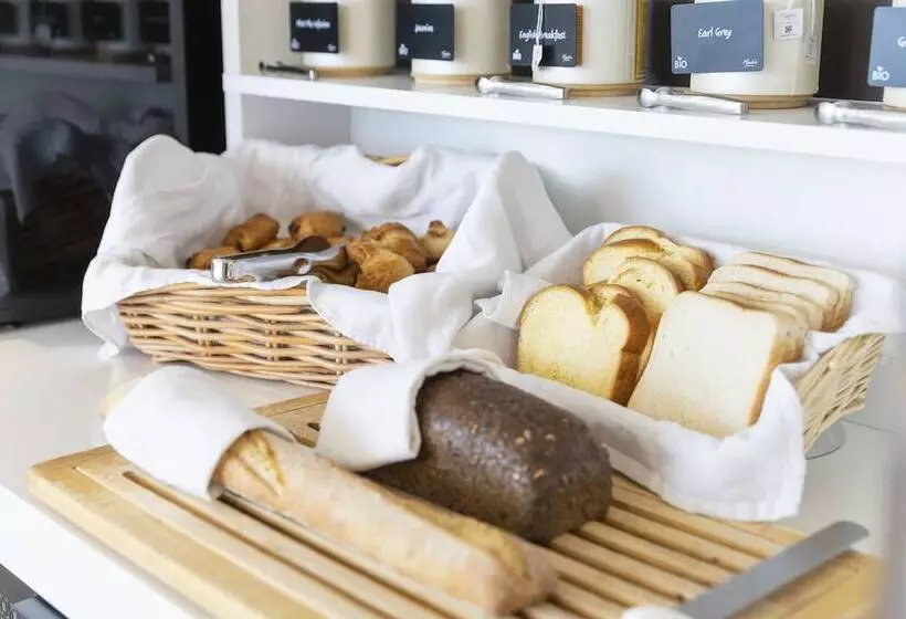 هتل Made In Louise