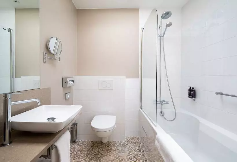 هتل Made In Louise