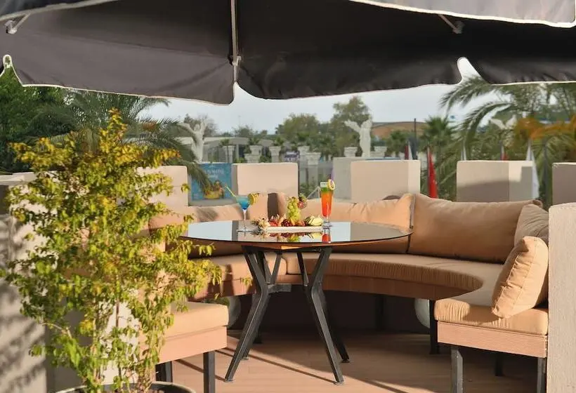 ホテル Miarosa Kemer Beach