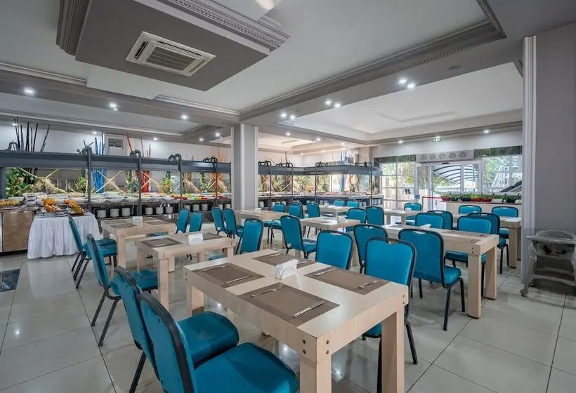 ホテル Miarosa Kemer Beach