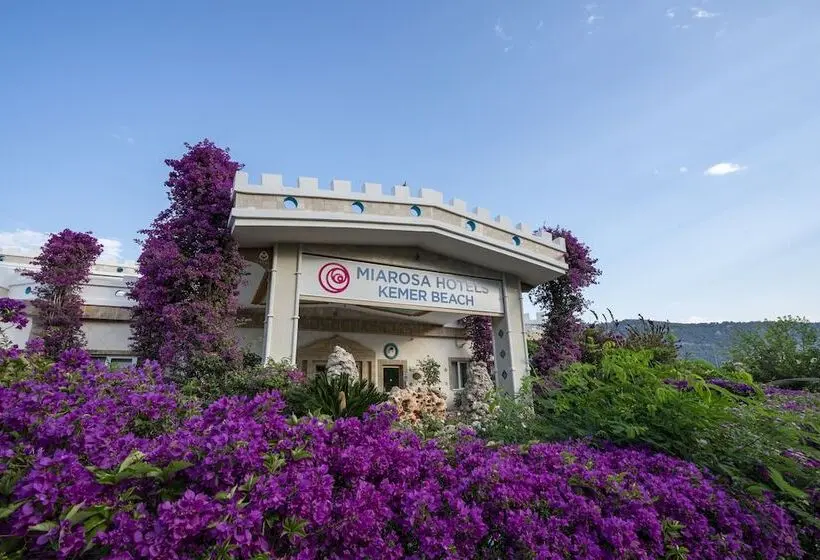 ホテル Miarosa Kemer Beach
