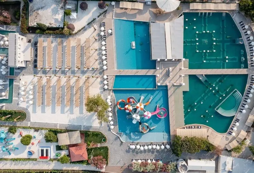 ホテル Miarosa Kemer Beach