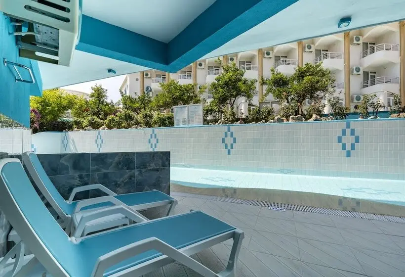 ホテル Miarosa Kemer Beach