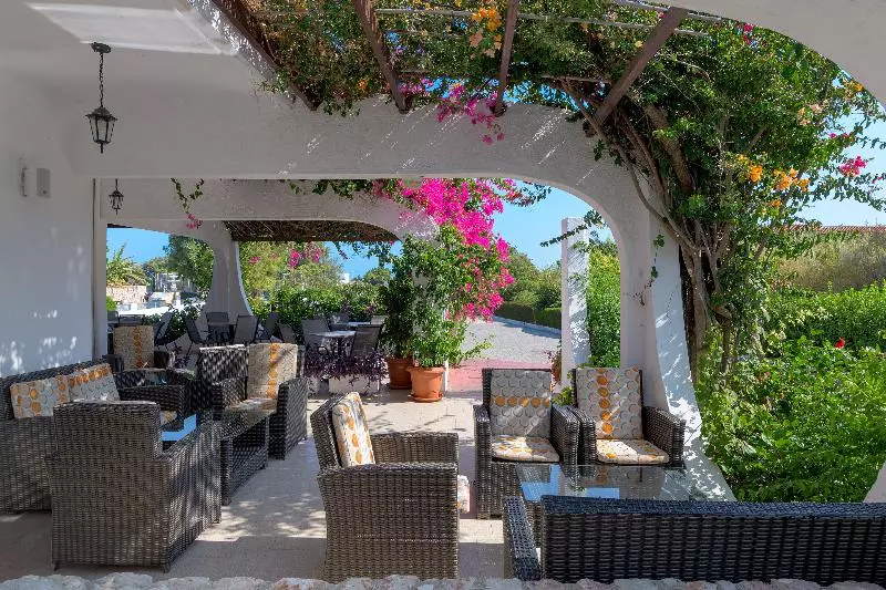 Отель Nirvana Beach