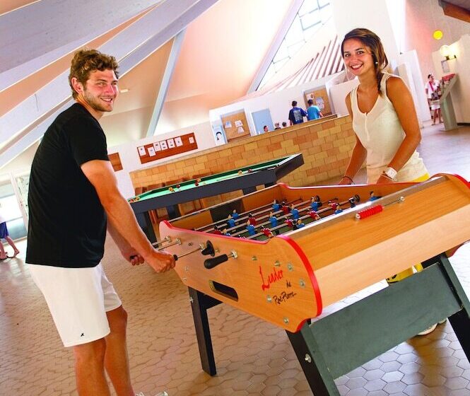 בית מלון כפרי Résidence Vacances Bleues Domaine De L Agreou