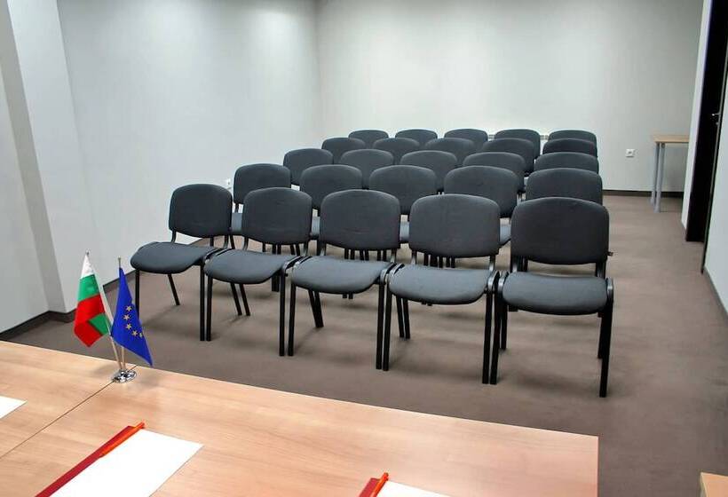 فندق Sofia Palace