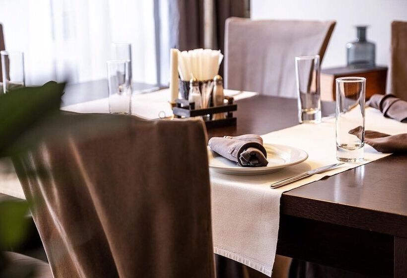 فندق Sofia Palace