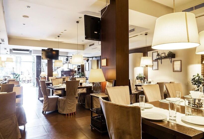 فندق Sofia Palace