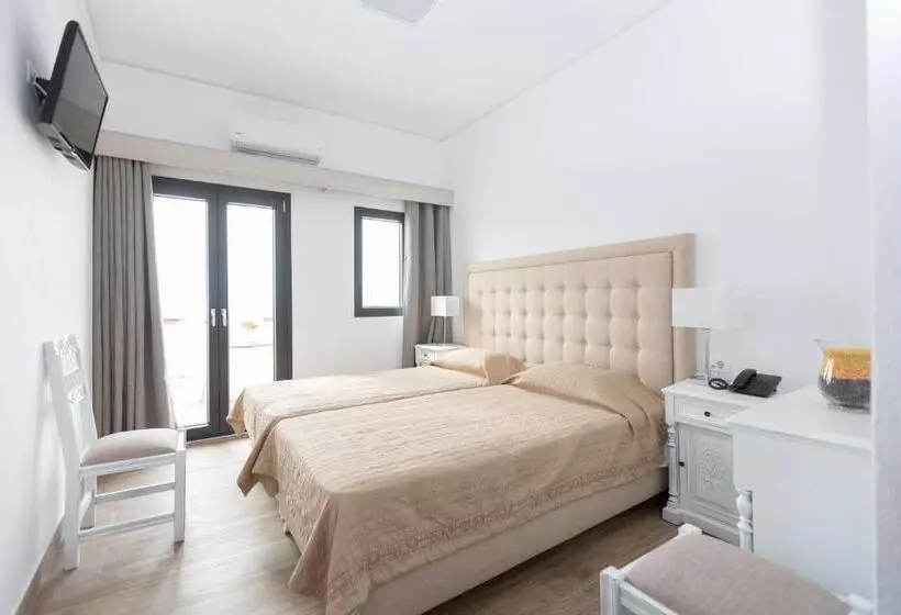 Отель Hiraeth Santorini