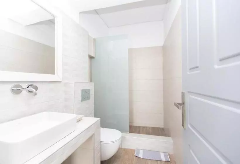 Отель Hiraeth Santorini