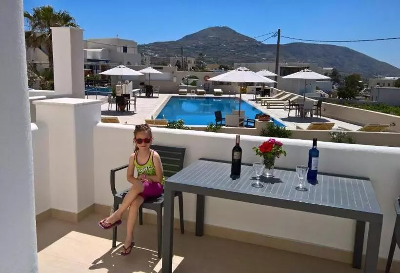 Отель Hiraeth Santorini