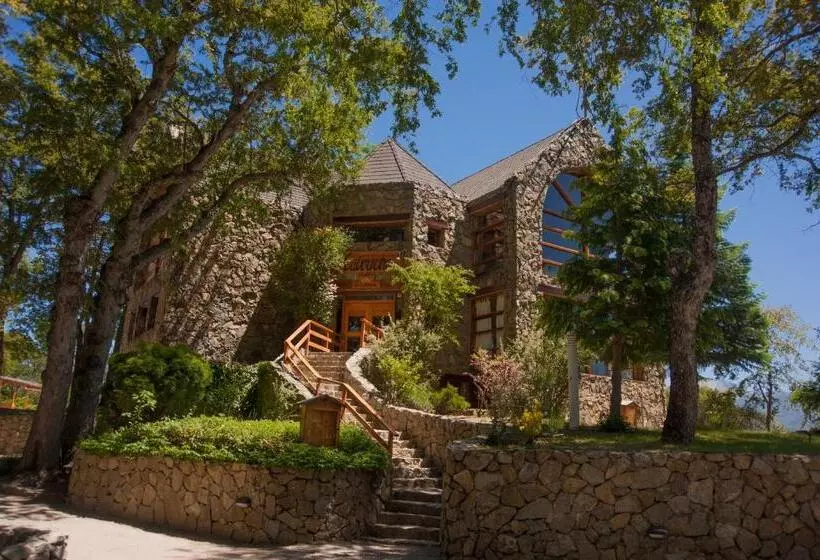 Paihuen Resort De Montaña