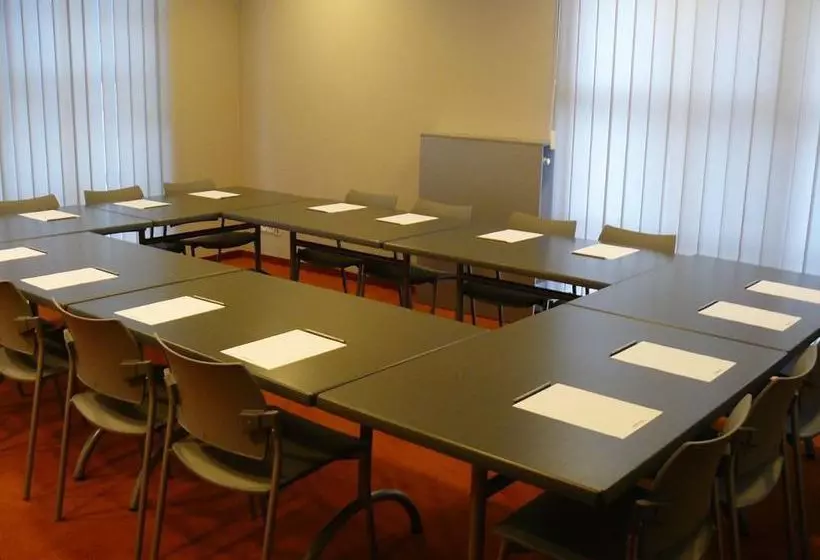 Отель System  Kraków