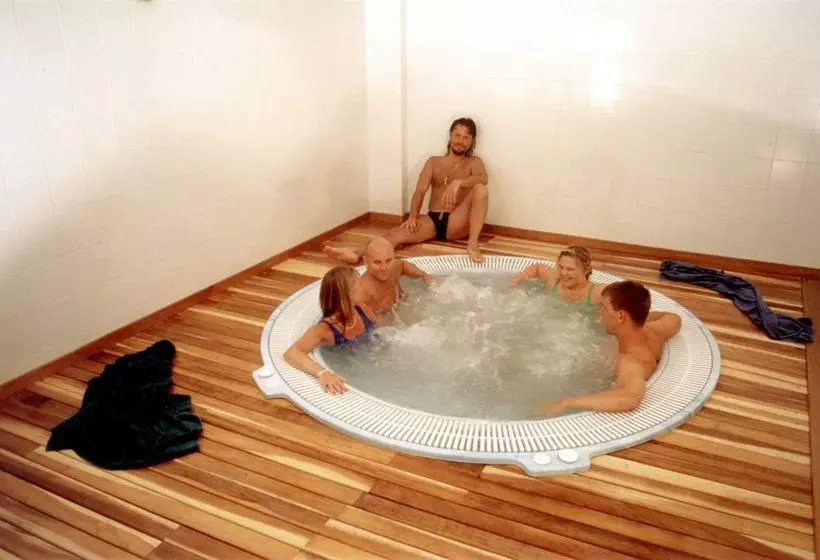 Отель Sunrise Village Beach