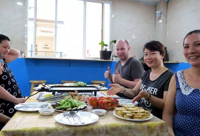 هتل Ba Dat Homestay Q6