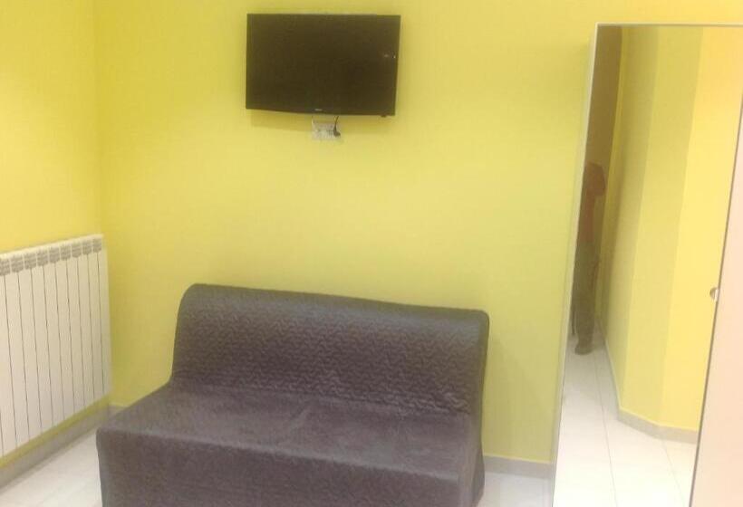 هتل B&b La Ferrovia