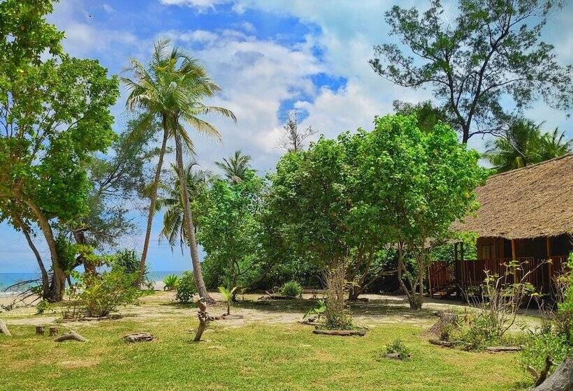 فندق Earth Park Resorts