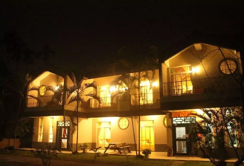 هتل Feng Lin Home Stay