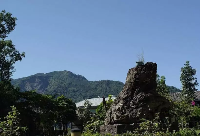 هتل Feng Lin Home Stay
