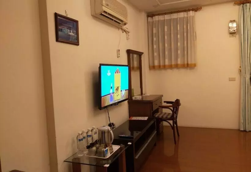 هتل Feng Lin Home Stay
