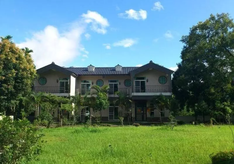 هتل Feng Lin Home Stay