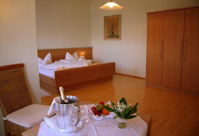 Отель Gasthaus Kerber