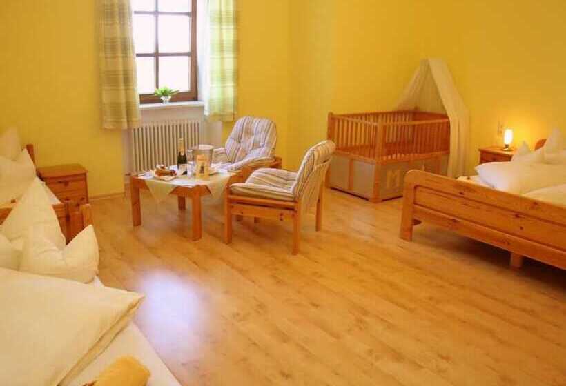 Отель Gasthaus Kerber