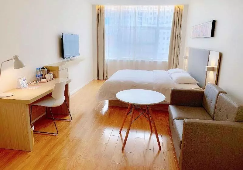 Hotelli Hanting Guangyuan Nanhe Bus Station