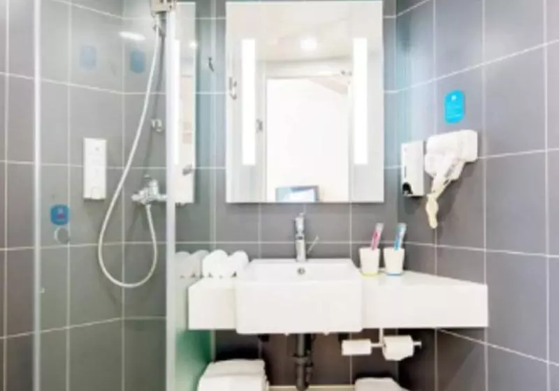 Hotelli Hanting Guangyuan Nanhe Bus Station