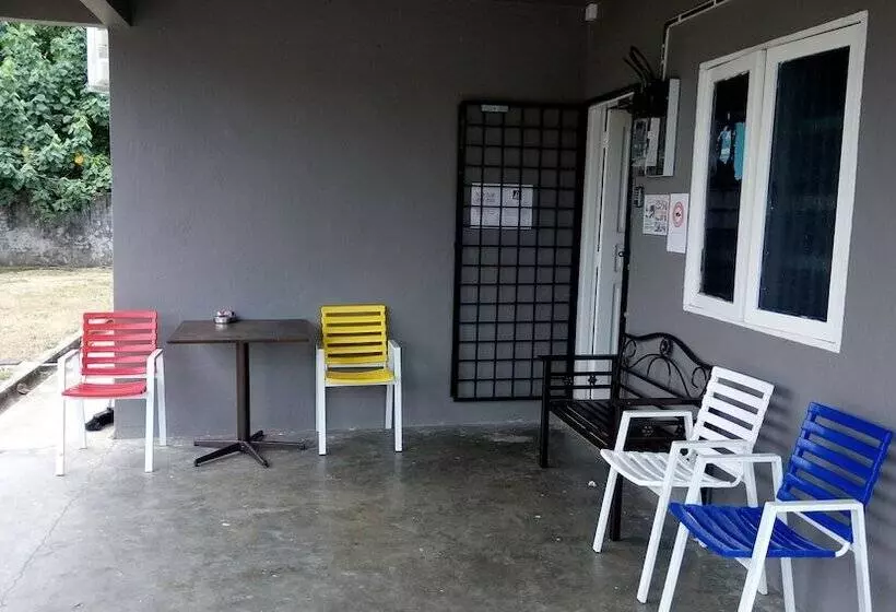 Hotelli Kemaman Lodge & Cafe   Hostel