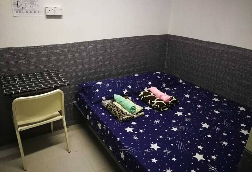 فندق Kemaman Lodge & Cafe   Hostel