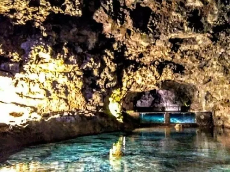 Hotelli Les Terrasses Suites