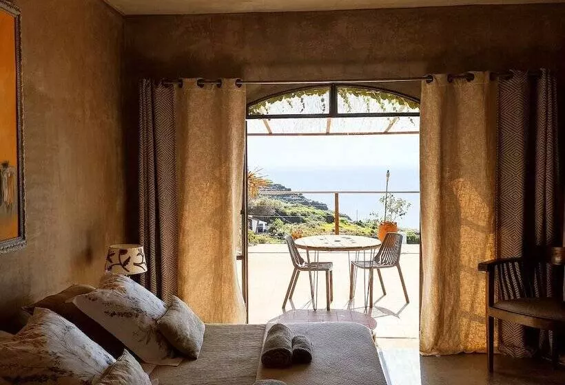 Hotelli Les Terrasses Suites