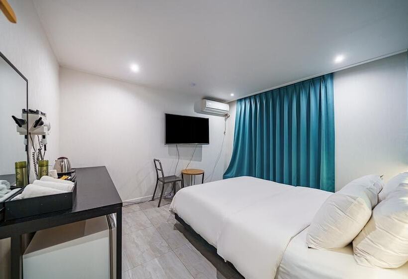 בית מלון כפרי Jamsil Selene