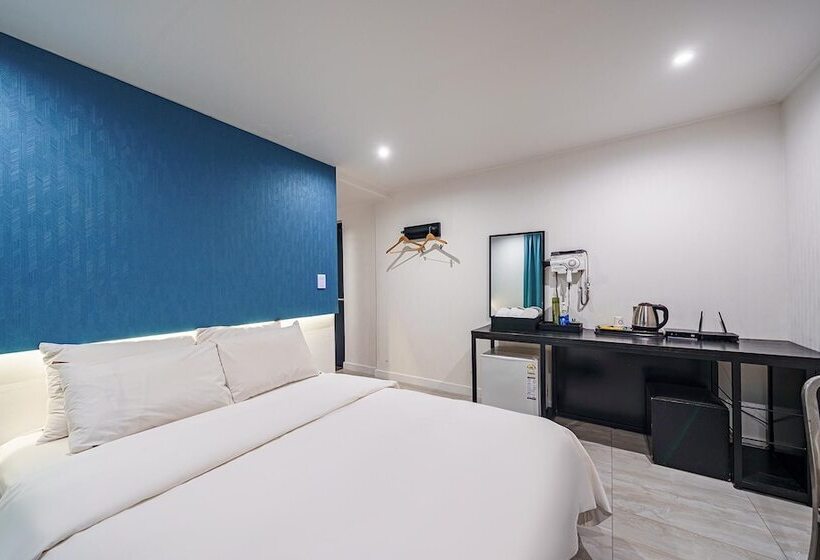 בית מלון כפרי Jamsil Selene