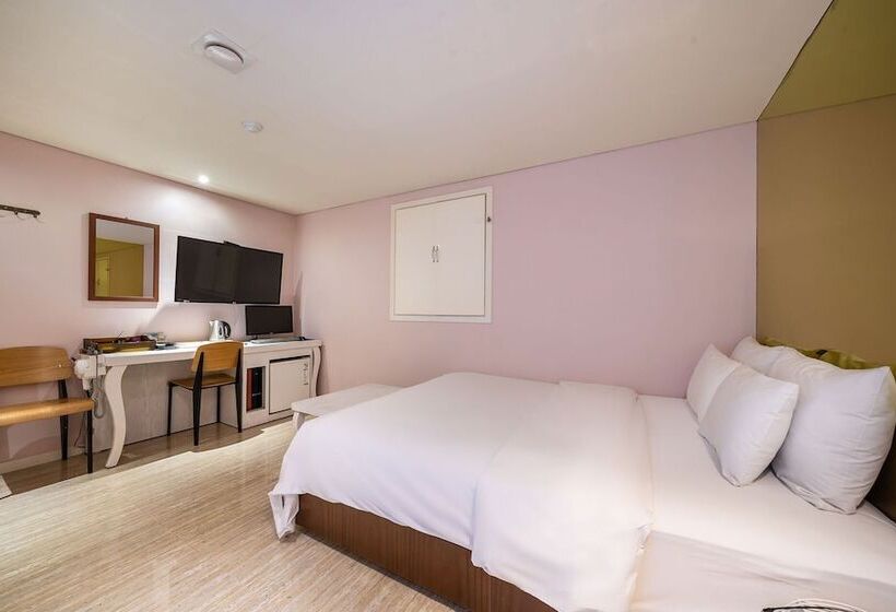 בית מלון כפרי Jamsil Selene